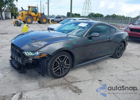 2020 Ford Mustang Ecoboost Premium Fastback z USA, uszkodzony, nr VIN 1FA6P8THXL5136610